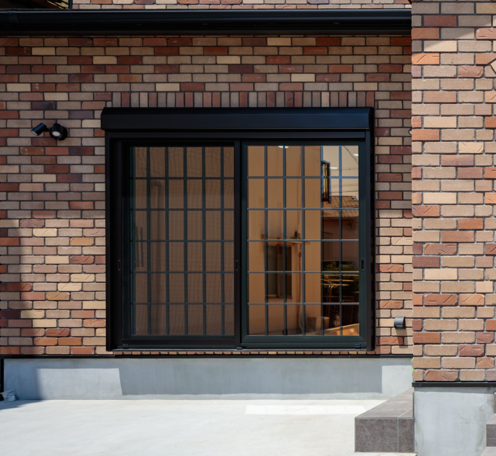 あると安心😊「雨戸シャッター」