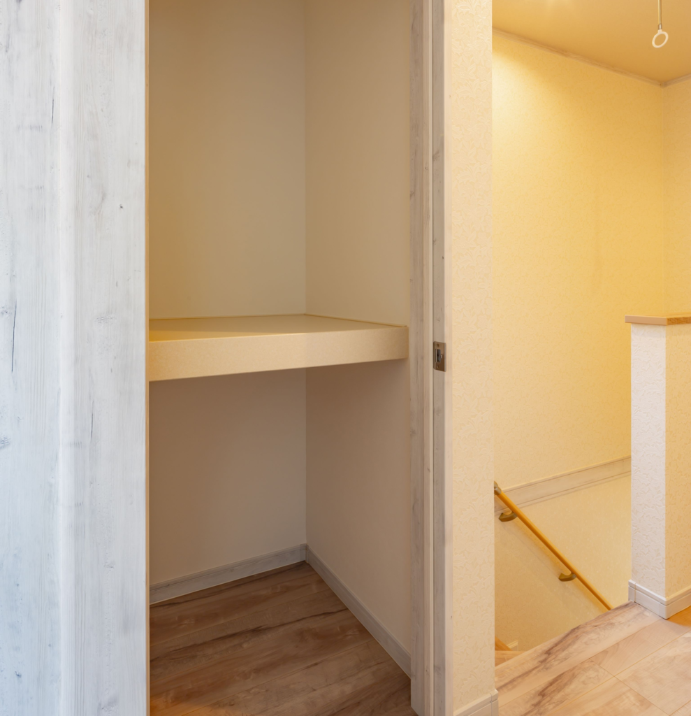 📦中段でクローゼットがもっと使いやすく！