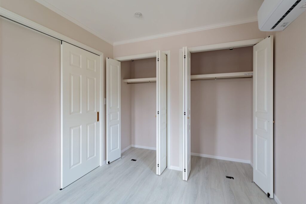 🚪空間をすっきり使える引き戸✨